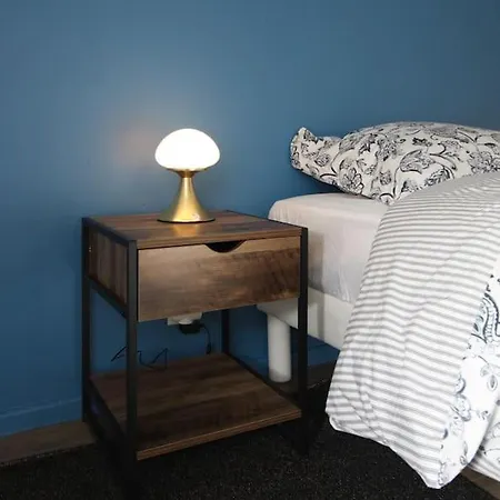 La Note Bleue, Bord De דירה