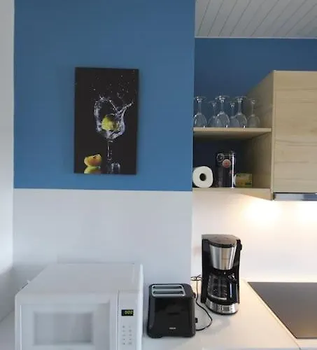 La Note Bleue, Bord De